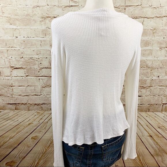 Blu Pepper thermal cut out knit top - Picture 3 of 5